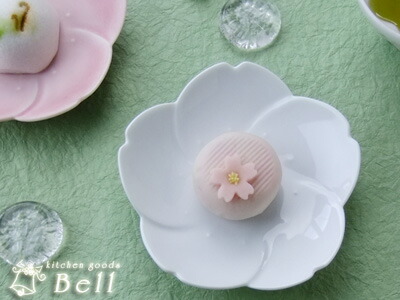 楽天市場】白桜 小皿 桜 プレート 小皿 花 おしゃれ 白い食器/取り皿