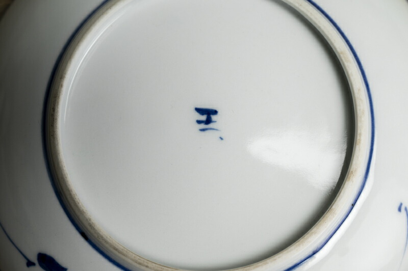 楽天市場】中国古玩 / 唐物○青花人物文皿○ | 清朝時代頃-19世紀頃