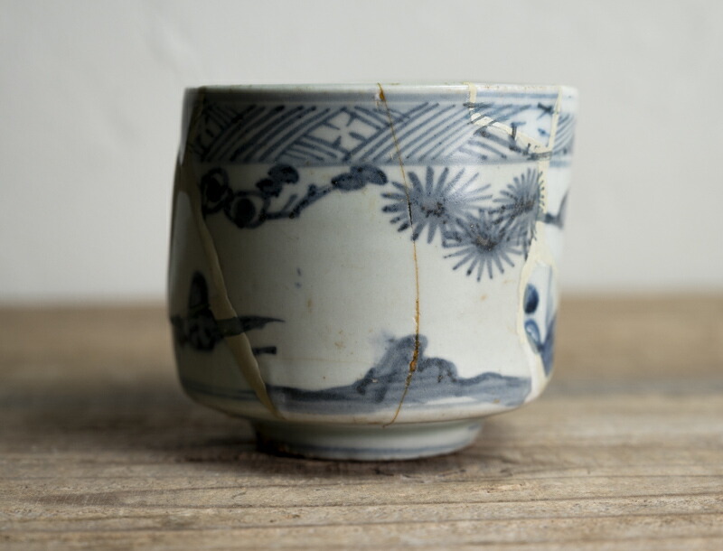 楽天市場】骨董○初期伊万里筒茶碗○全体に呼継あり / 発掘品 | 江戸