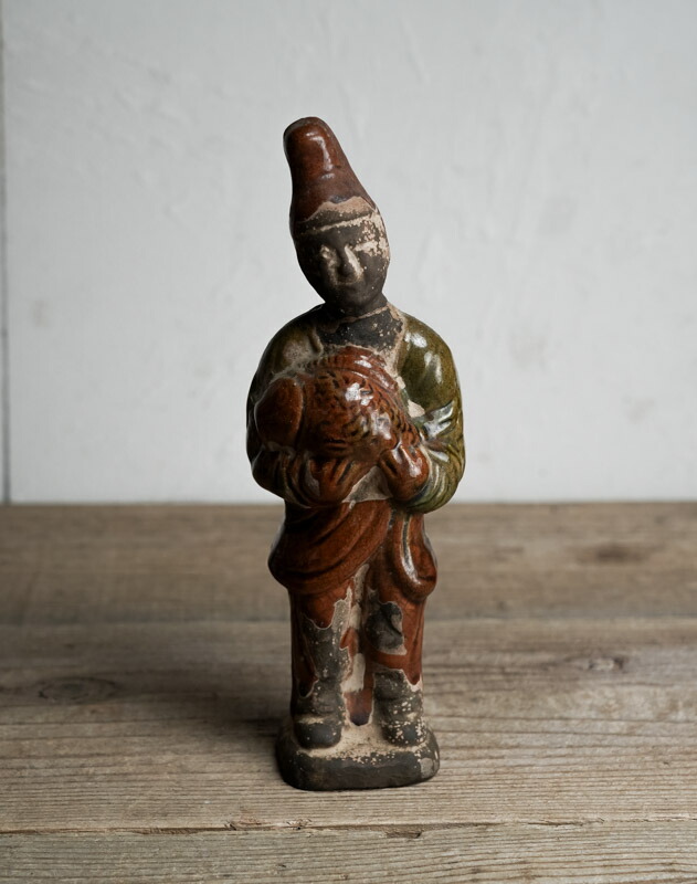 加彩人物俑　唐三彩　中国美術　時代物　骨董アンティーク 掌の骨董52．唐加彩美人俑 | 掌（てのひら）の骨董