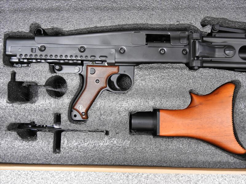 楽天市場】S&T MG42 ドイツ軍 電動ガン リアルウッドストック 金属製