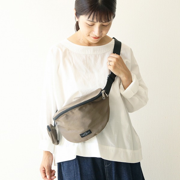 楽天市場】SOLEIL (ソレイユ) パル ボディバッグ ブラウンオーカー