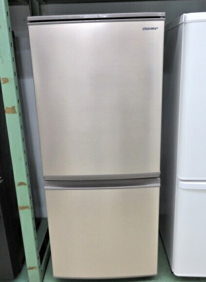 楽天市場】【中古品】シャープ SHARP ノンフロン冷凍冷蔵庫 137L 2ドア