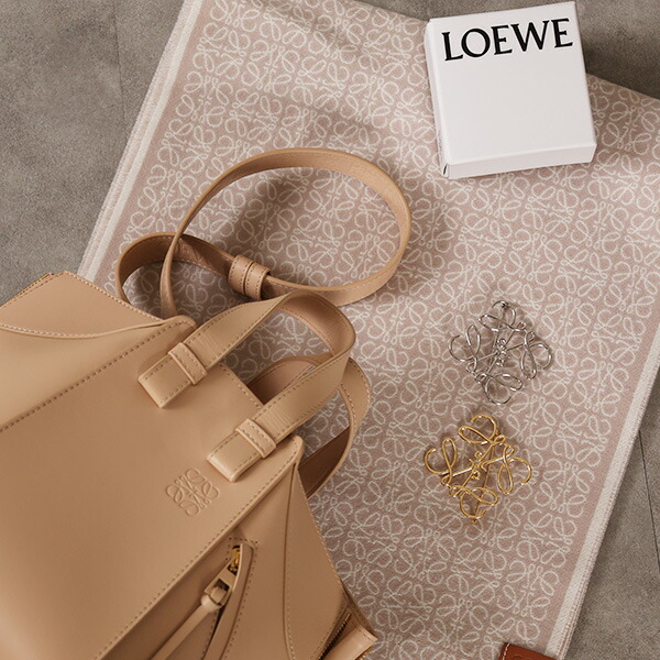 楽天市場】LOEWE ロエベ Anagram Brooch アナグラム ブローチ
