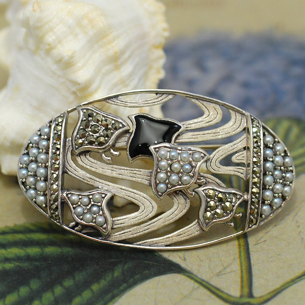楽天市場】碌山 シードパール 千鳥 ブローチ 燻し銀のシックな輝き 和