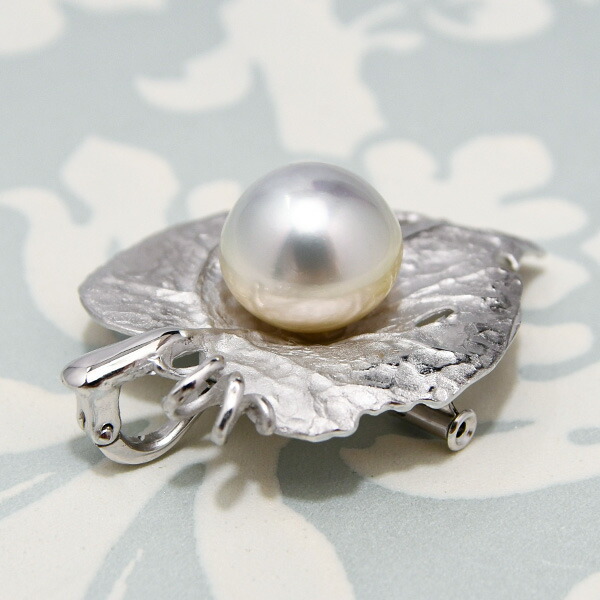 楽天市場】14mm 白蝶真珠 リーフ ブローチ ペンダント ゴージャスな大