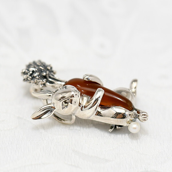 楽天市場】碌山 カーネリアン シードパール うさぎ ブローチペンダント