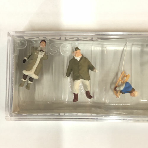 楽天市場】ミニチュア 家族で雪遊び1/87 (10310) Preiser フィギュア