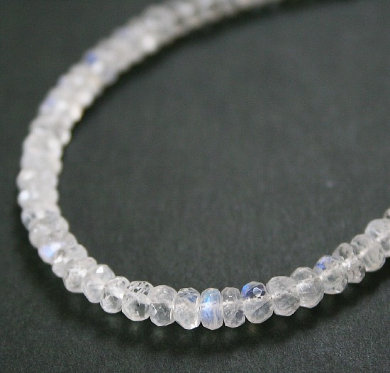 希少石】入手困難レインボームーンストーンブレスレット約8.5mm