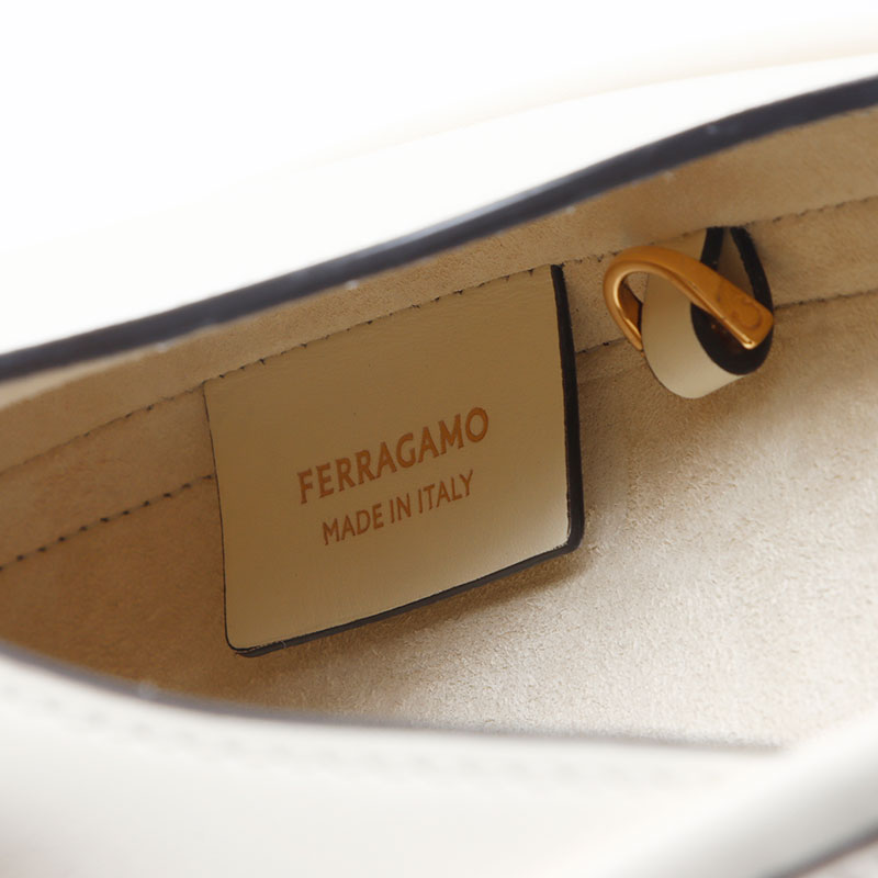 楽天市場】サルヴァトーレフェラガモ Salvatore Ferragamo ガンチーニ