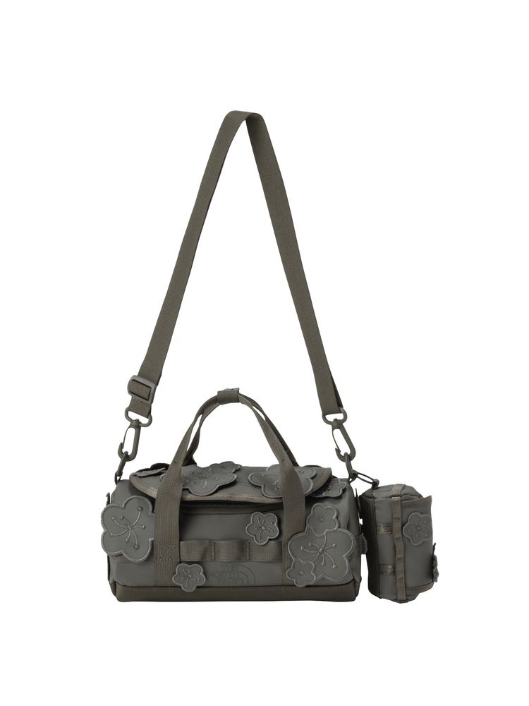 楽天市場】The North Face x Cecilie Bahnsen Base Camp Clutch 