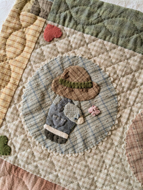 楽天市場】パッチワーク完成品 スーちゃんとビリー君のミニ