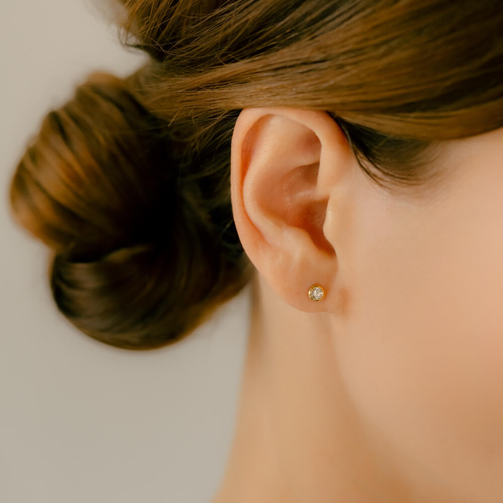 楽天市場】K18/PT ダイヤモンド ベゼル ボディピアス │ 16G/14G