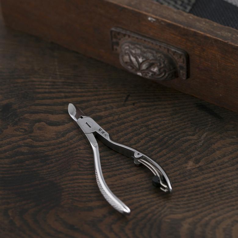 楽天市場】[エントリーでP+5倍] 爪切り ニッパータイプ ジェルネイル