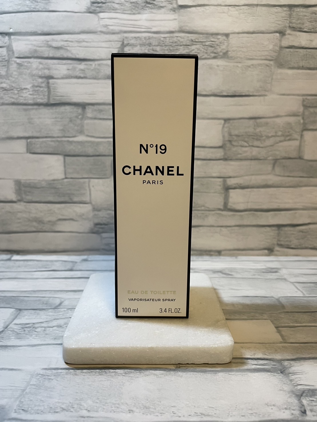 楽天市場】【送料無料】シャネル N.19 オードゥ トワレット