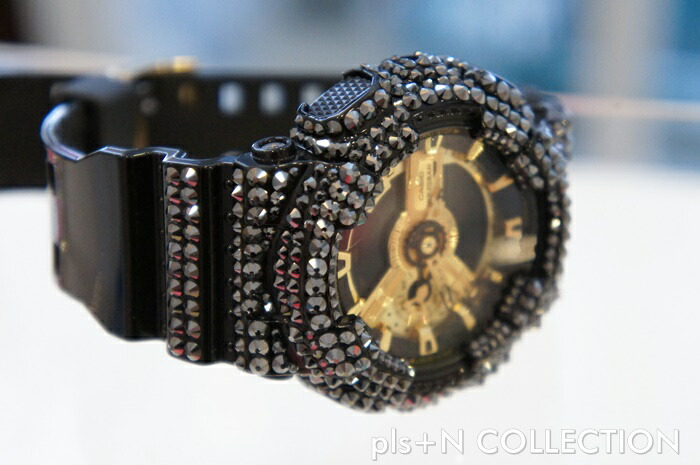 Nike ロゴ入りストラップ ブラック/ゴールドスワロフスキーカスタム