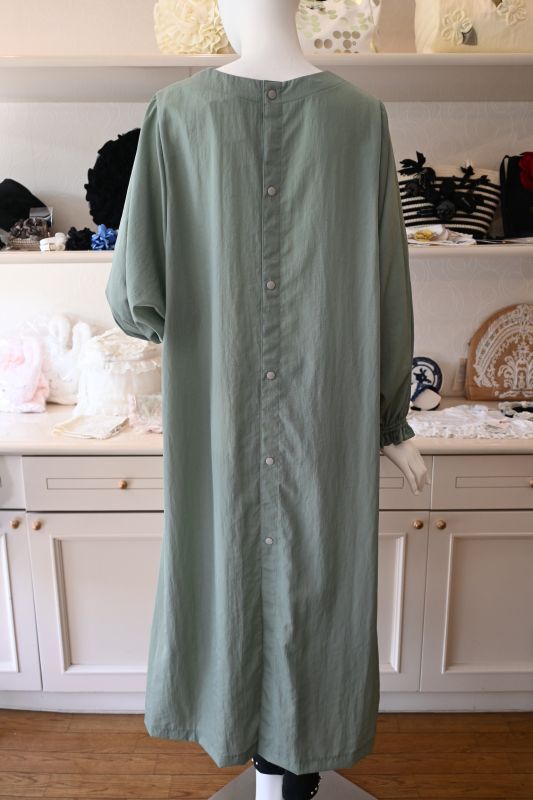 楽天市場】再入荷 正規販売代理店さえらポテチーノ エプロン黒グリーン