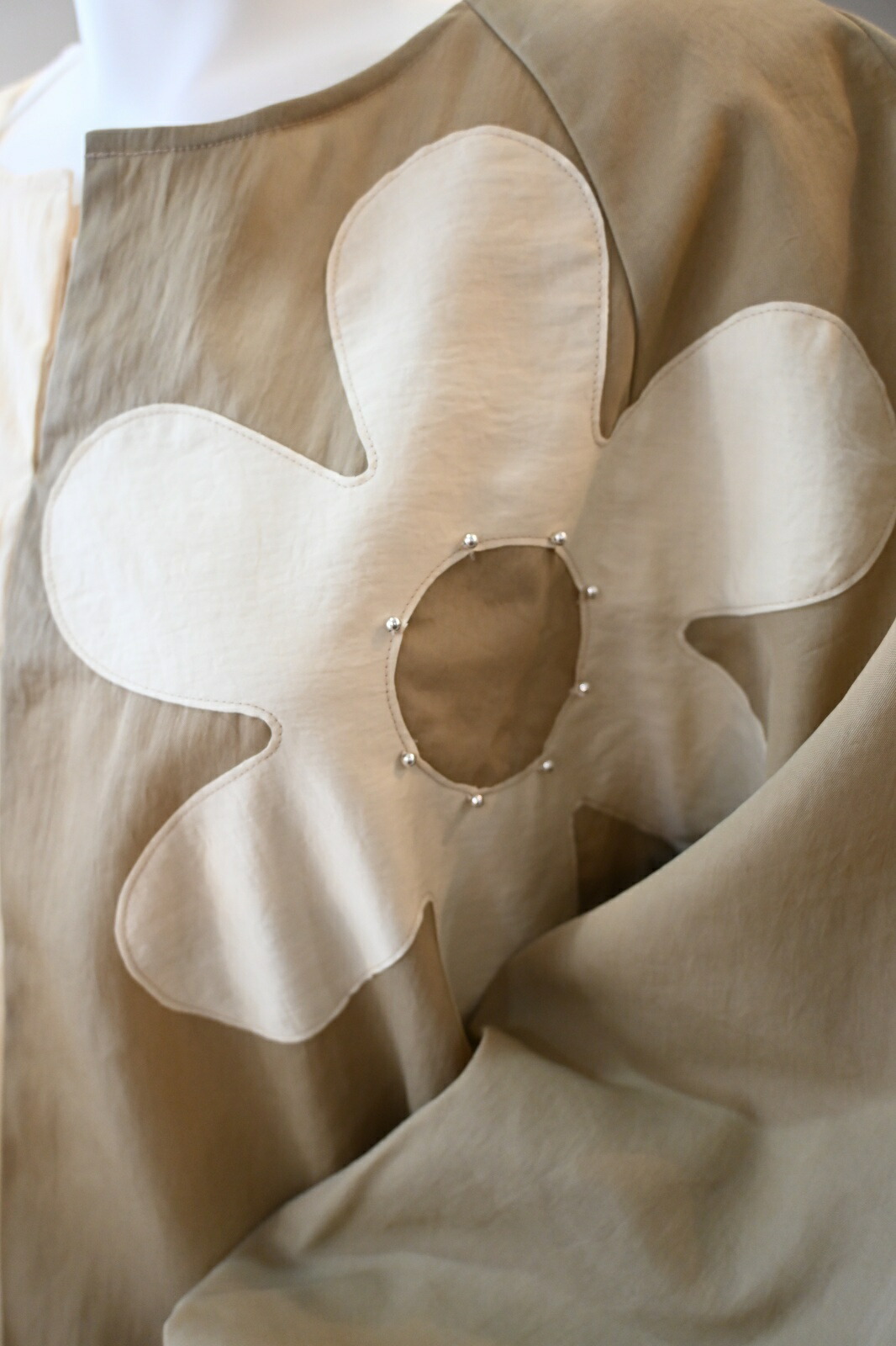 楽天市場】【新着】正規販売代理店さえらポテチーノエプロンタブリエ