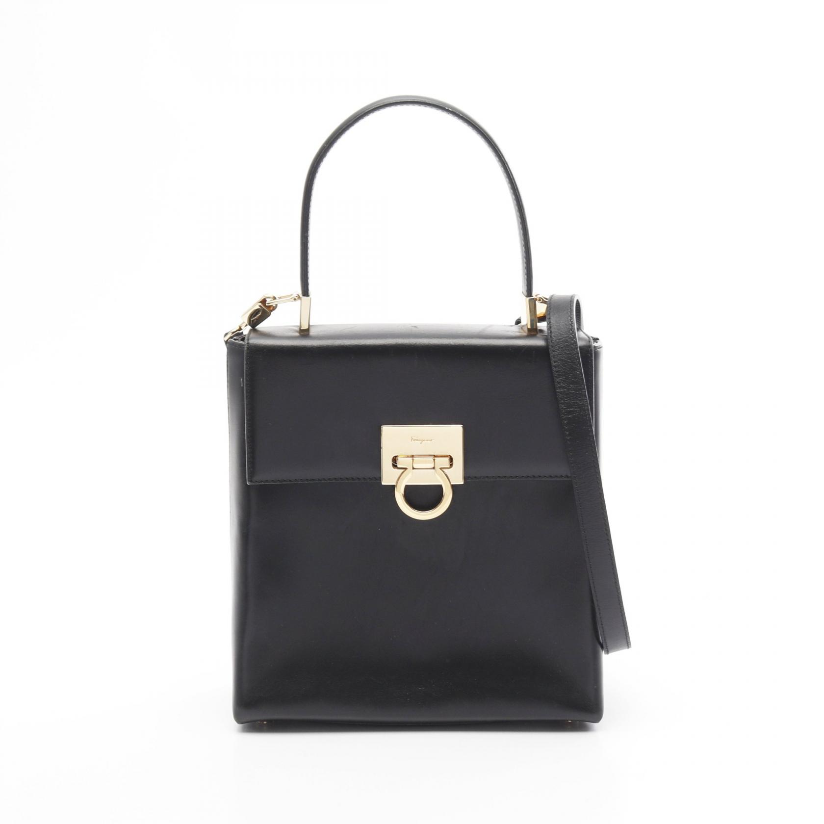 楽天市場】フェラガモ ガンチーニ サフィアーノの通販