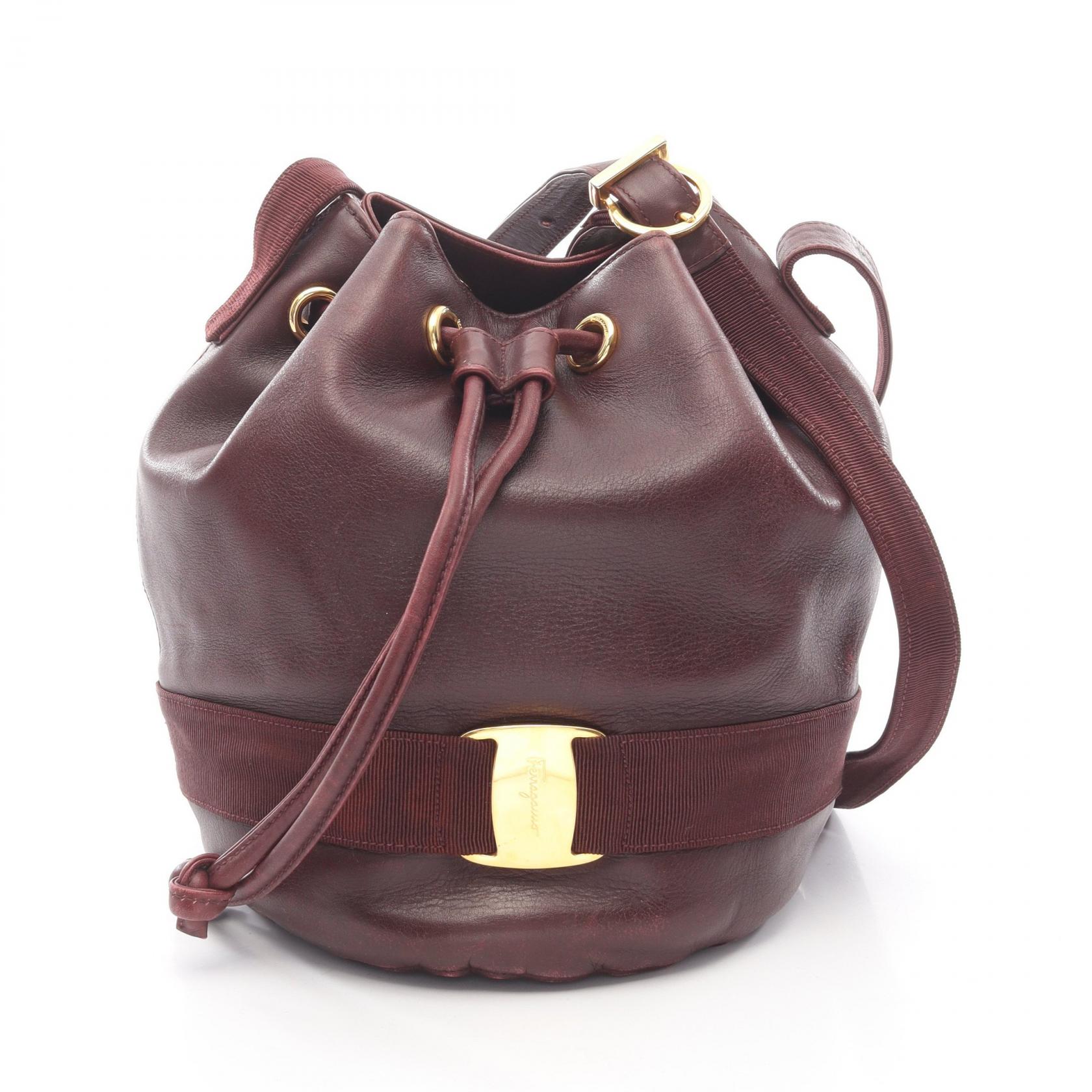 楽天市場】フェラガモ ヴァラリボン バッグの通販