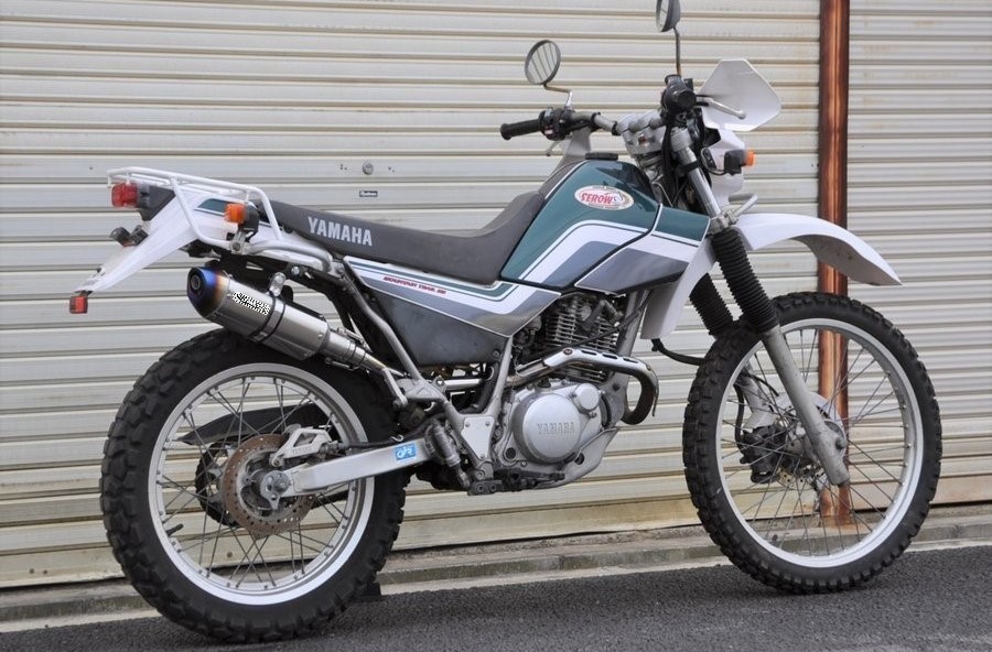 楽天市場】セロー225 バイクマフラー スリップオン 異形 モタード SUS