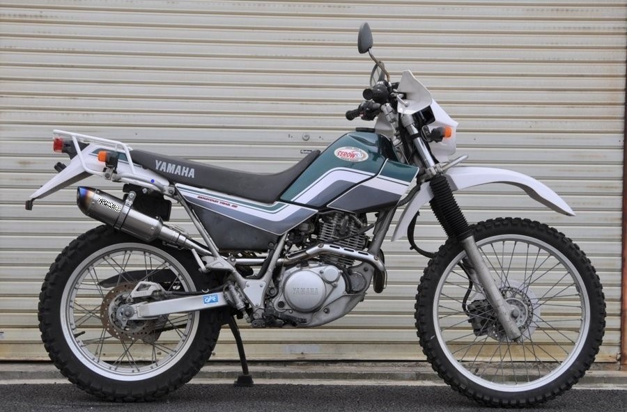 楽天市場】セロー225 バイクマフラー スリップオン 異形 モタード SUS