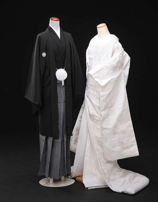 楽天市場】花嫁衣装の白無垢・紋付レンタルセット 白交織慶びの華に