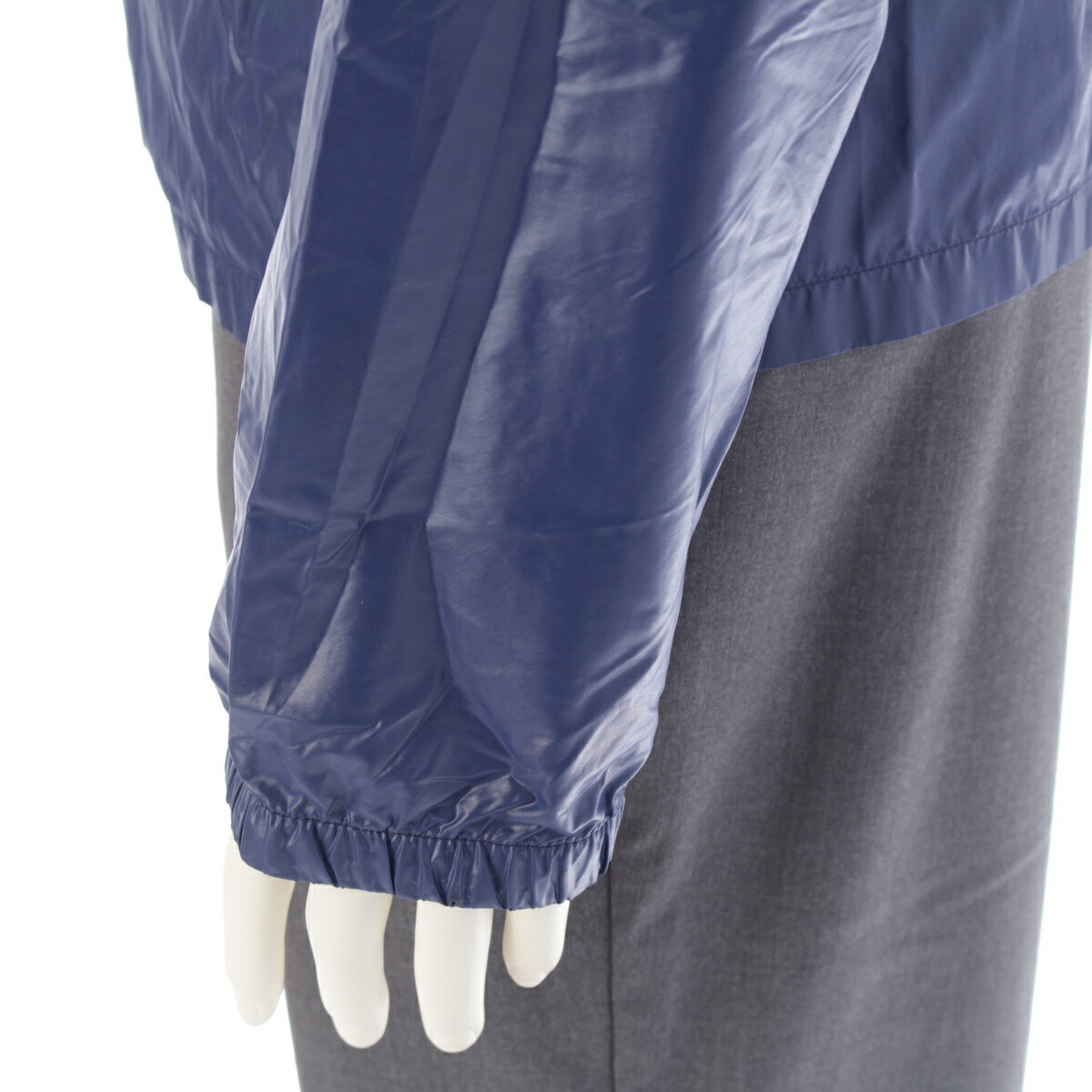 楽天市場】ミュウミュウ MIUMIU 00S アーカイブ ナイロン ジップアップ