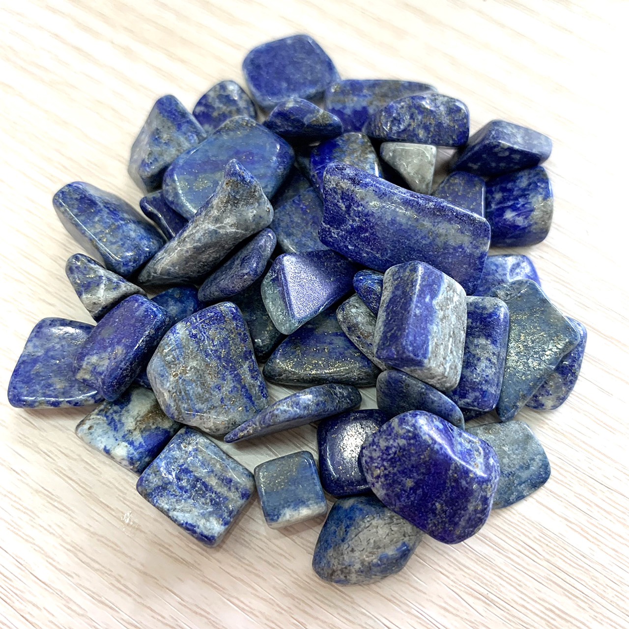 楽天市場】ラピスラズリ（大）50g 天然石 さざれ石 ラピスラズリ 9月
