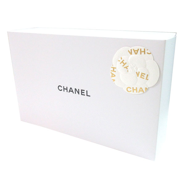 CHANEL 2024コフレ ハンドクリーム リップクリーム ポーチ CHANEL 2024
