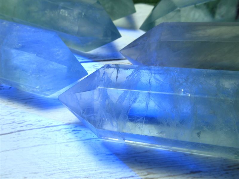 楽天市場】超透明高発色【蛍光フローライト ポイント】重さ40g-60g 1個