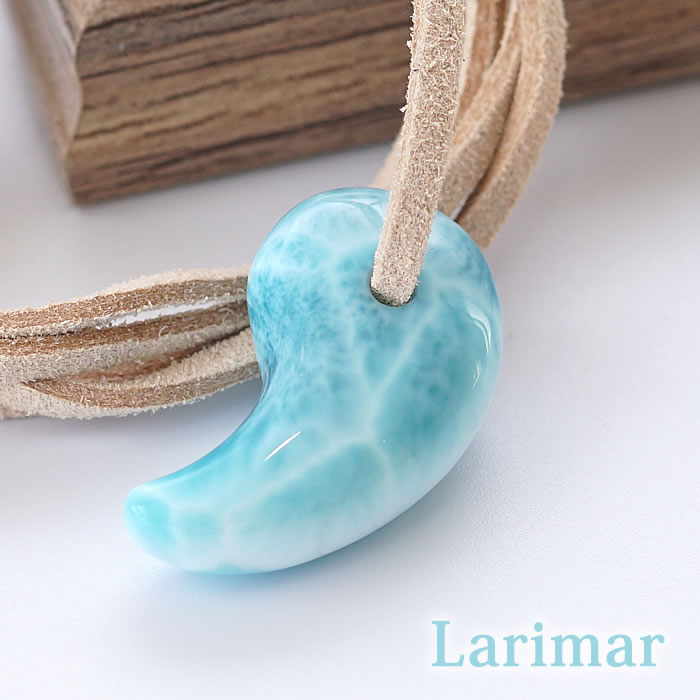 楽天市場】【一点物】【高品質】ラリマー 勾玉 ペンダントトップ