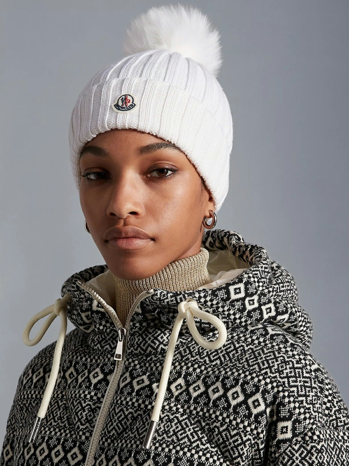 楽天市場】【定価39,600円(税込)】MONCLER モンクレール エコファーの