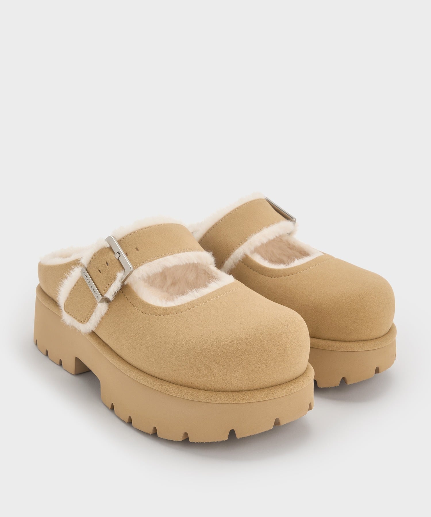 CHARLES & KEITH｜Bergen ベルゲン テクスチャーファートリムバックル