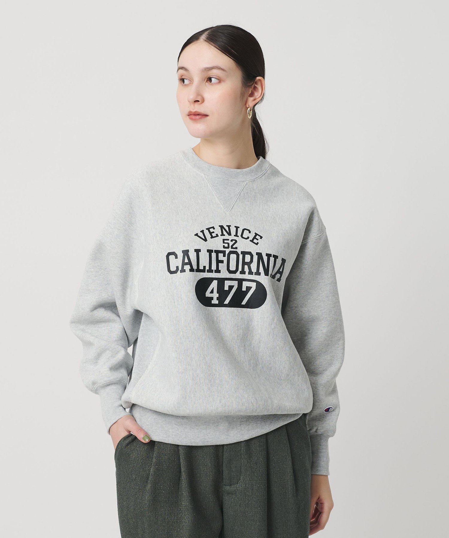 ビューティアンドユース 別注Champion プリント スウェットプルオーバー BEAUTY&YOUTH UNITED ARROWS｜【別注】<Champion>プリント スウェット