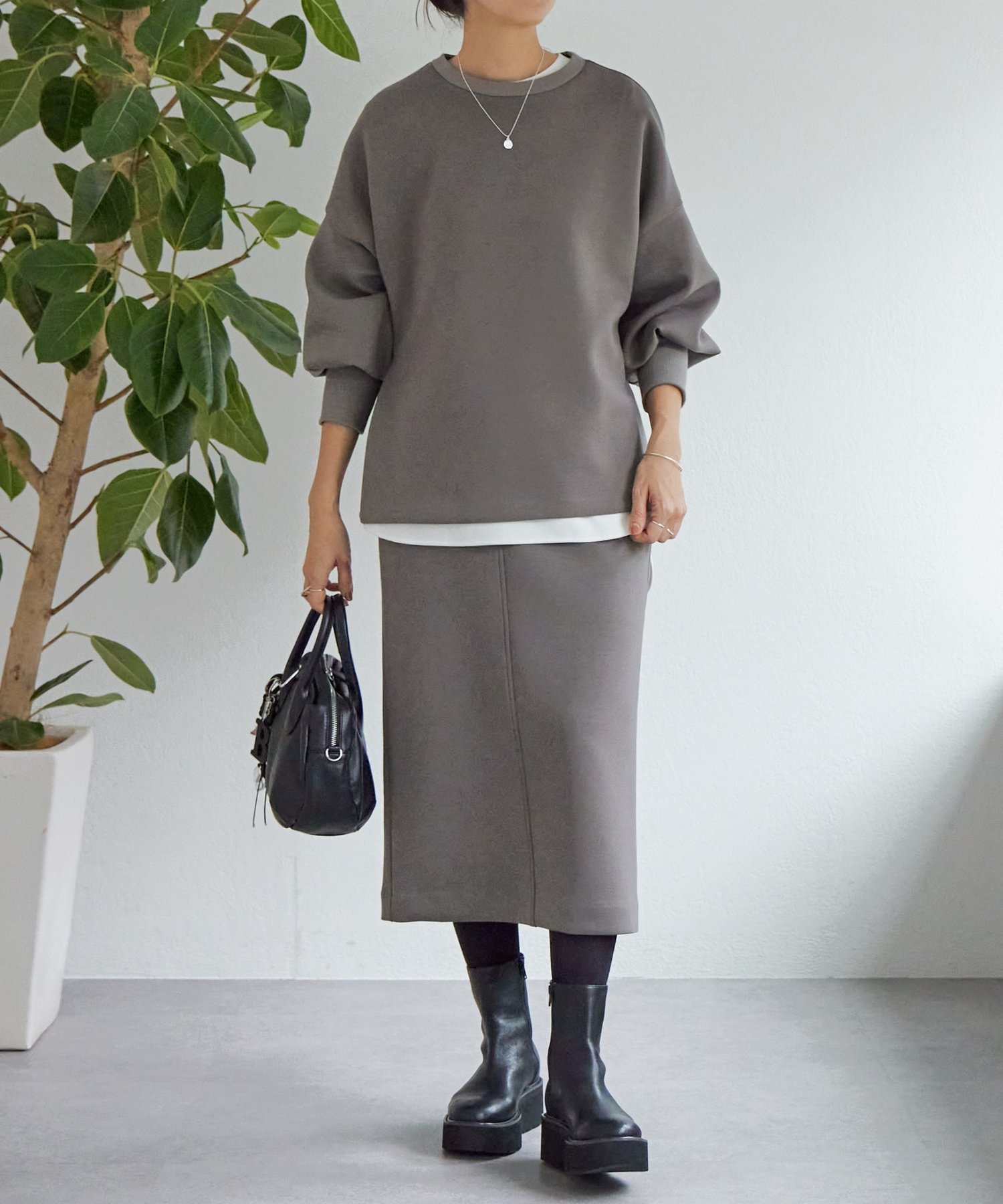 BEARDSLEY｜ダンボールパフトレーナー | Rakuten Fashion(楽天