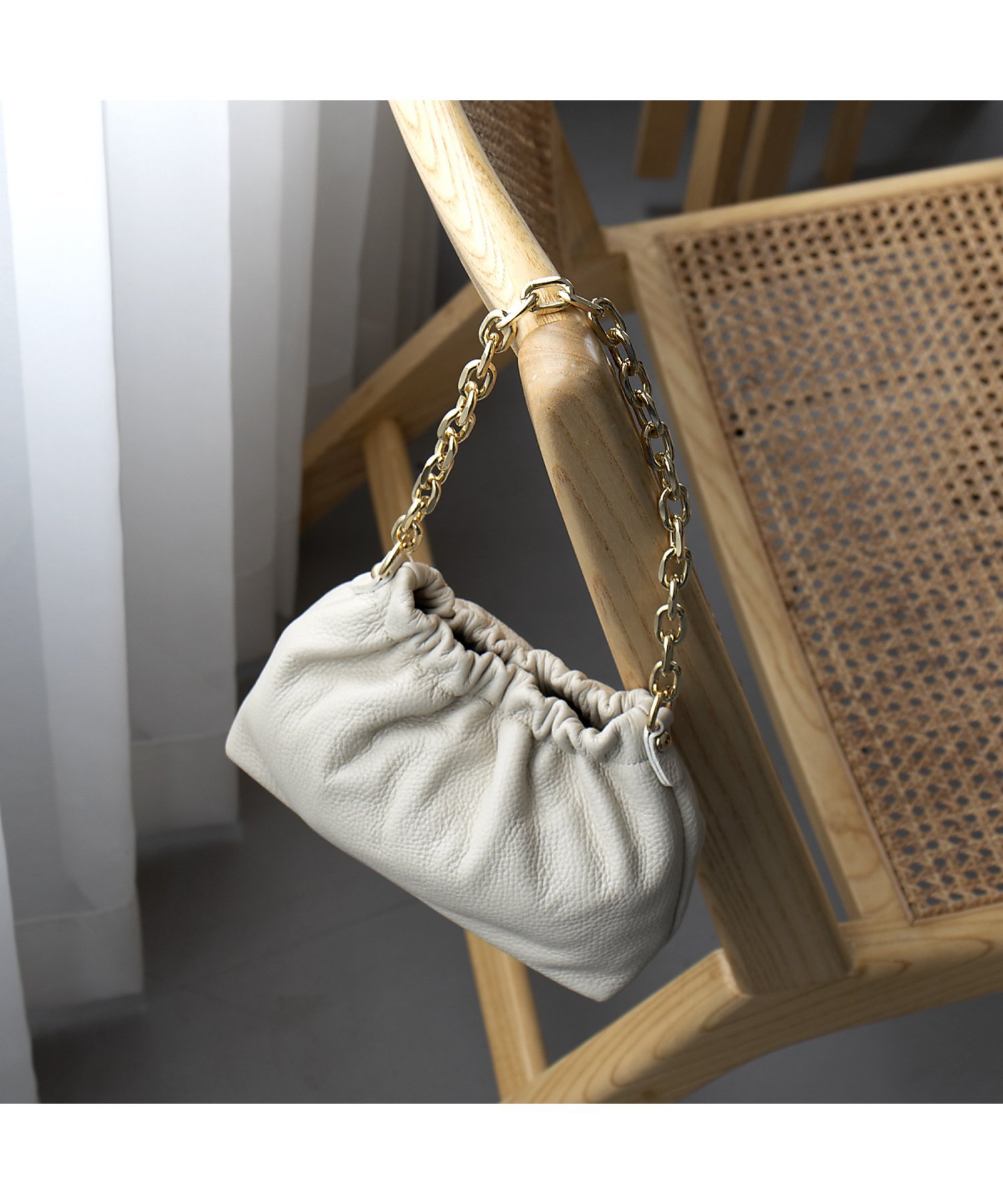 Rouge vif la cle｜【AULENTTI/オウレンティ】2WAY チェーンショルダー