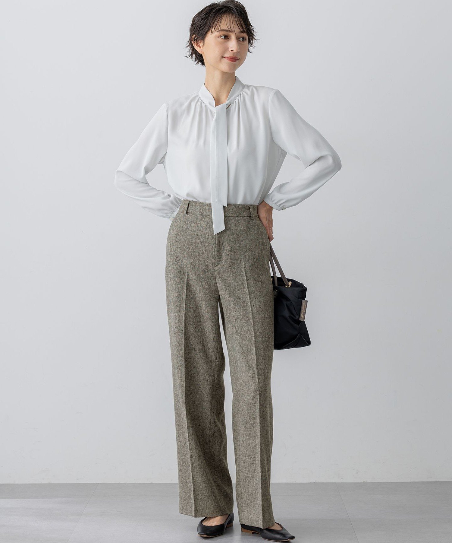 23区｜【洗える】バックサテンアムンゼン ボウタイ ブラウス | Rakuten