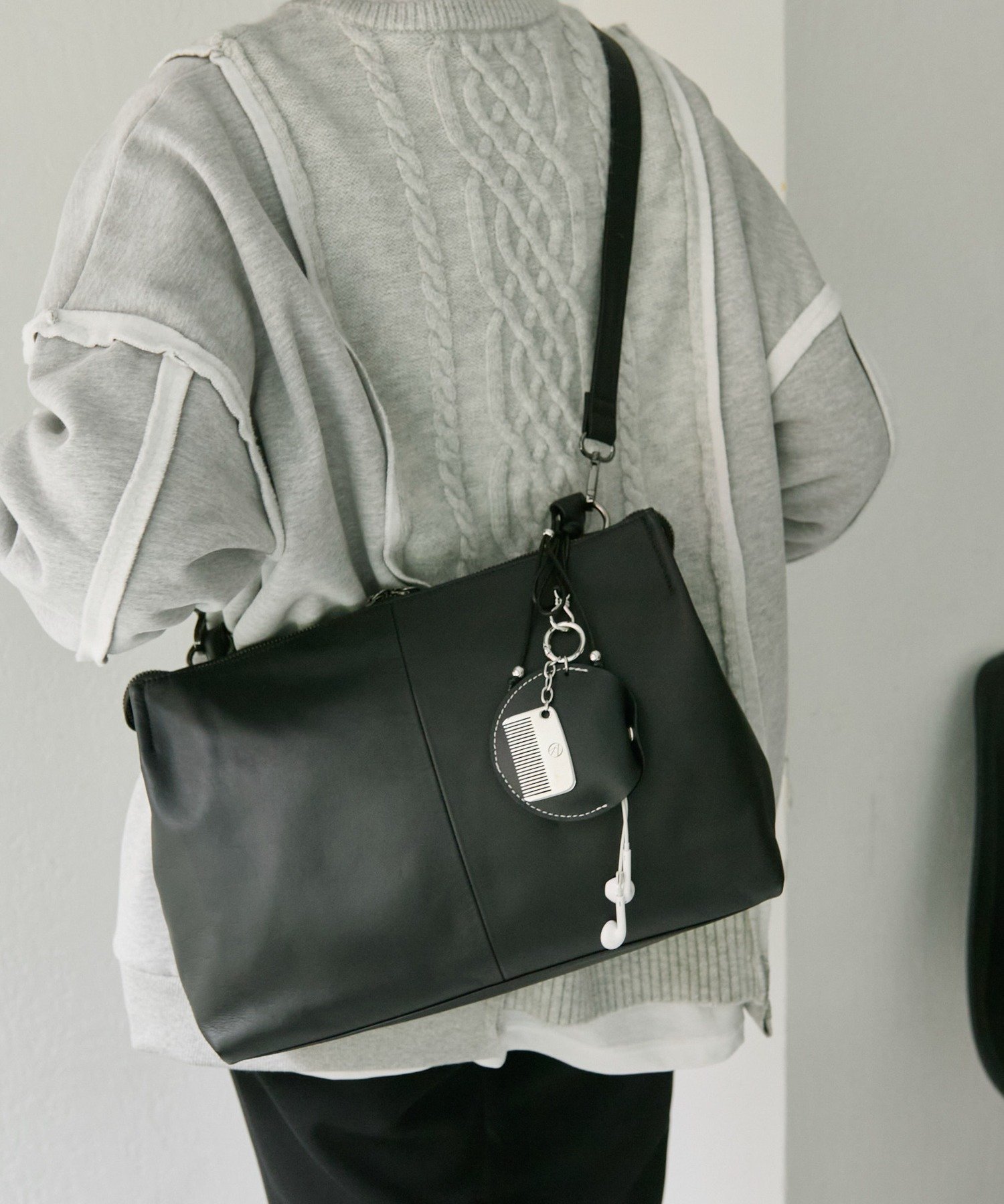 ear PAPILLONNER｜《本革/A4サイズ対応》2wayスクエアショルダーバッグ