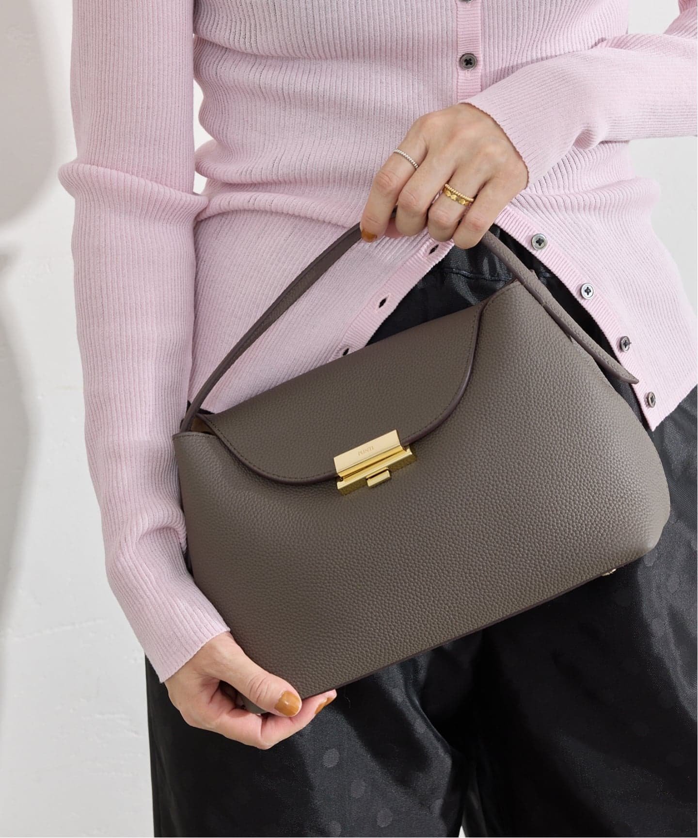 IENA｜《WEB・一部店舗限定カラーあり》PUNTI./プンティ MAGNOLIA HAND