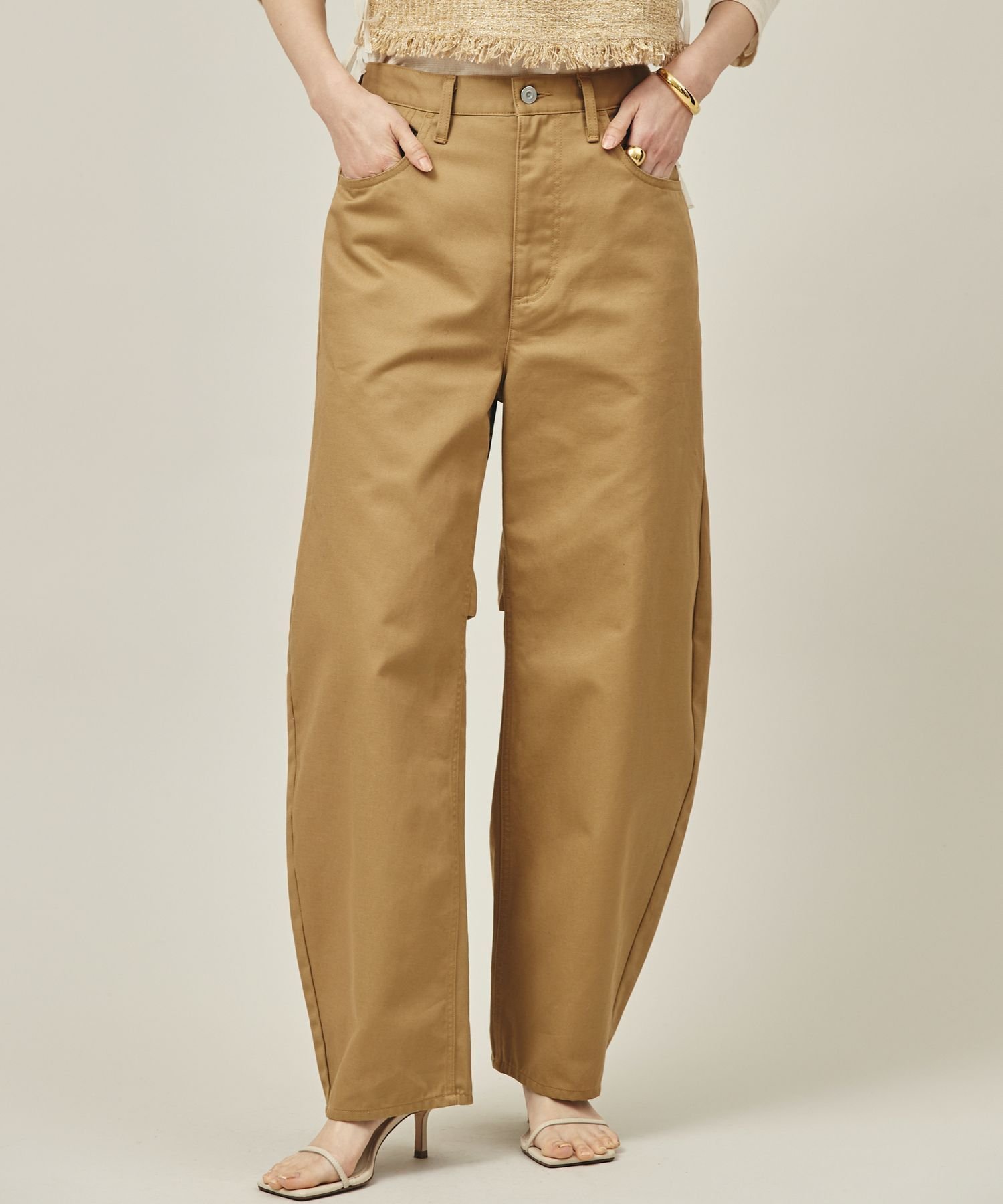 15 カレンソロジー　24ss チノカーヴィーパンツ　黒　38 Curensology（カレンソロジー） チノパン /「＆RC」チノカーヴィー