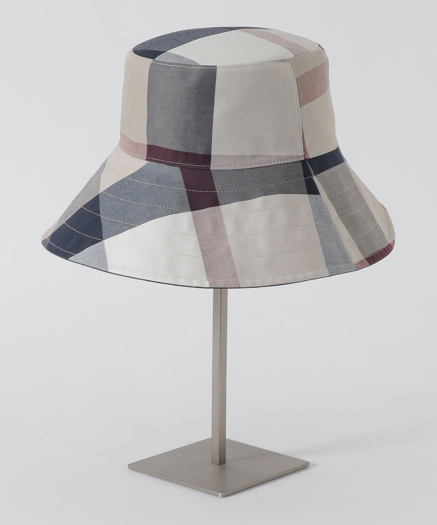 BLUE LABEL / BLACK LABEL CRESTBRIDGE｜ツバ広バケットハット