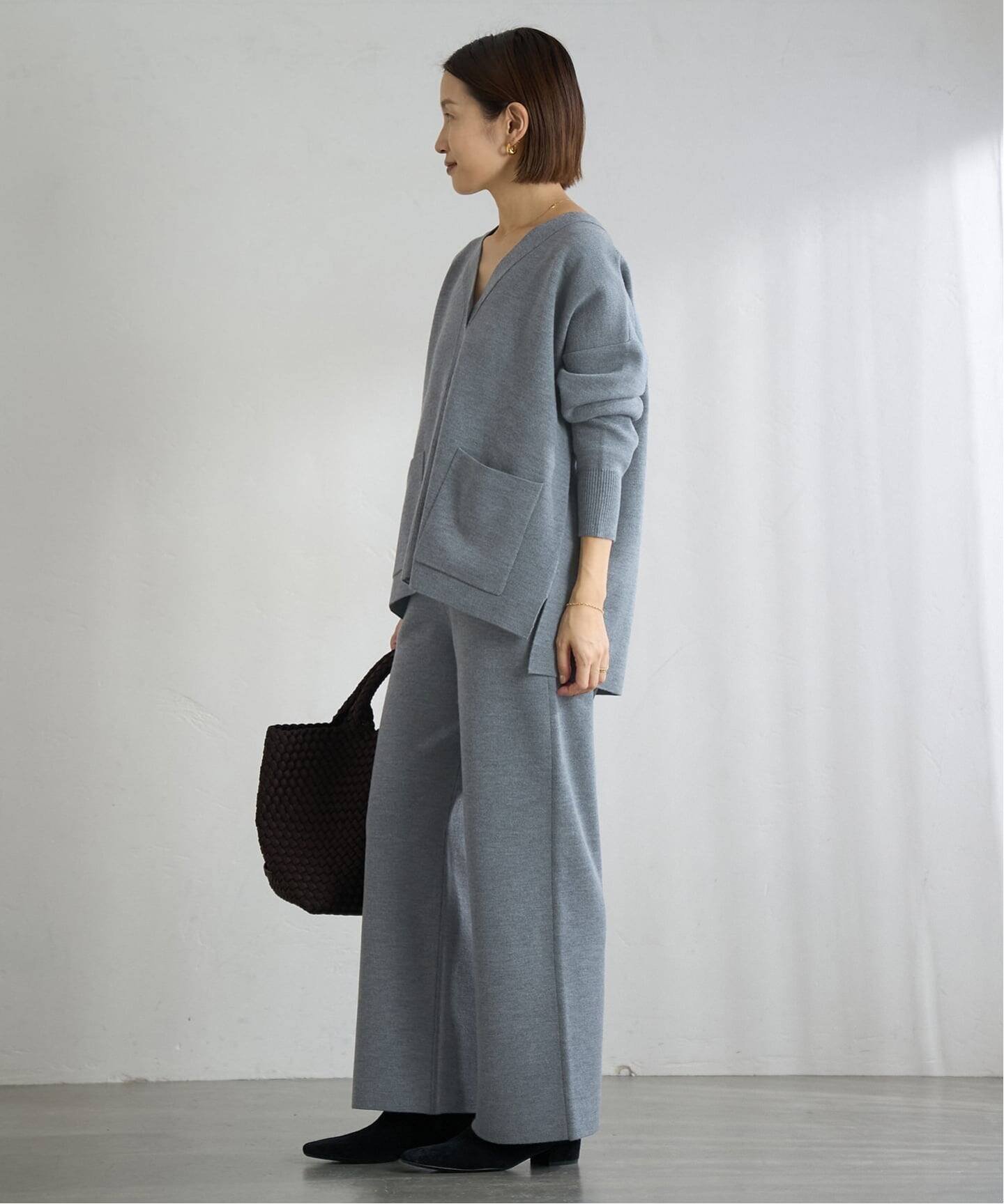 IENA｜スーパーファインスムースVネックミドルカーディガン | Rakuten