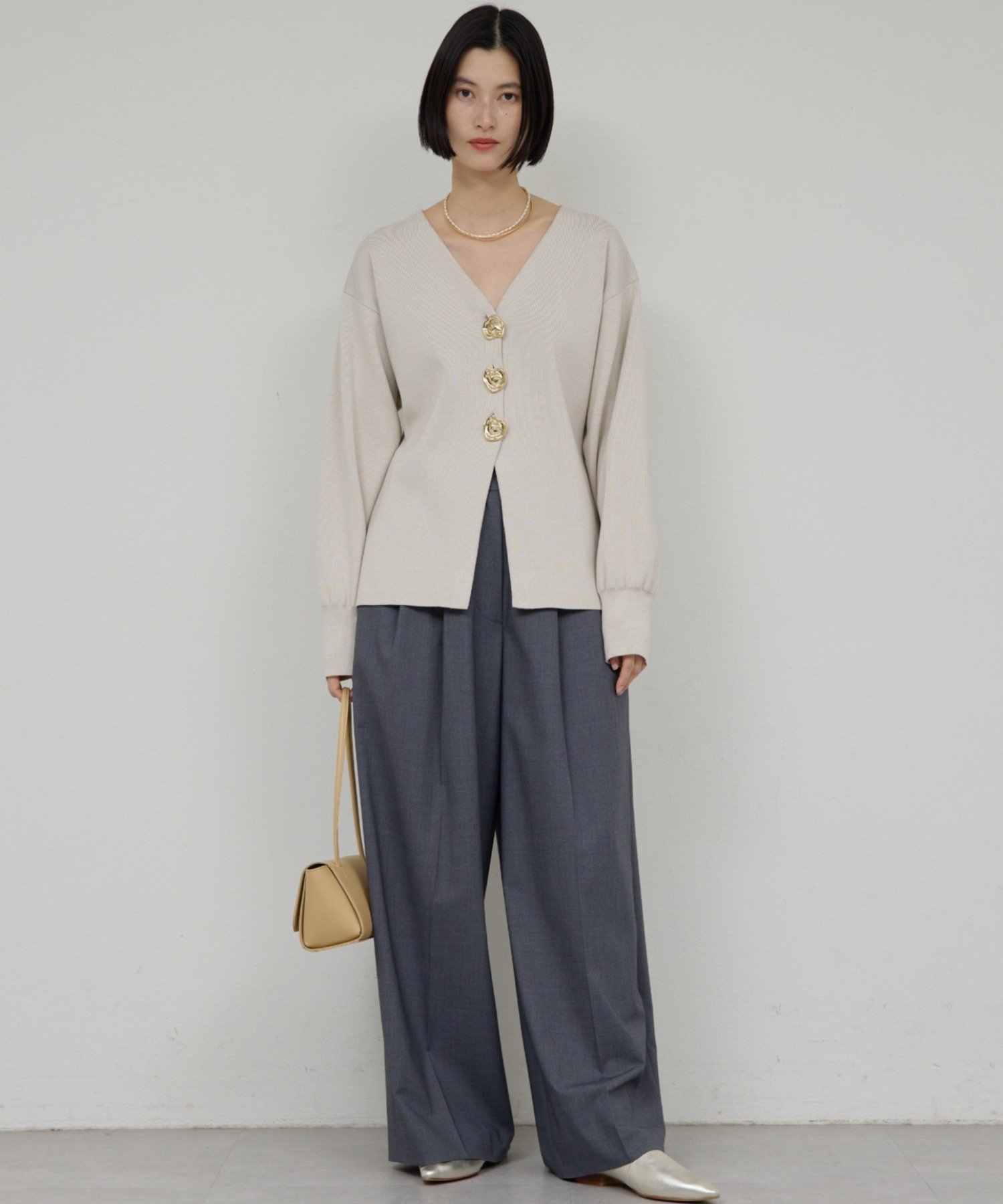 GALLARDAGALANTE｜ビジューVネックカーディガン | Rakuten Fashion