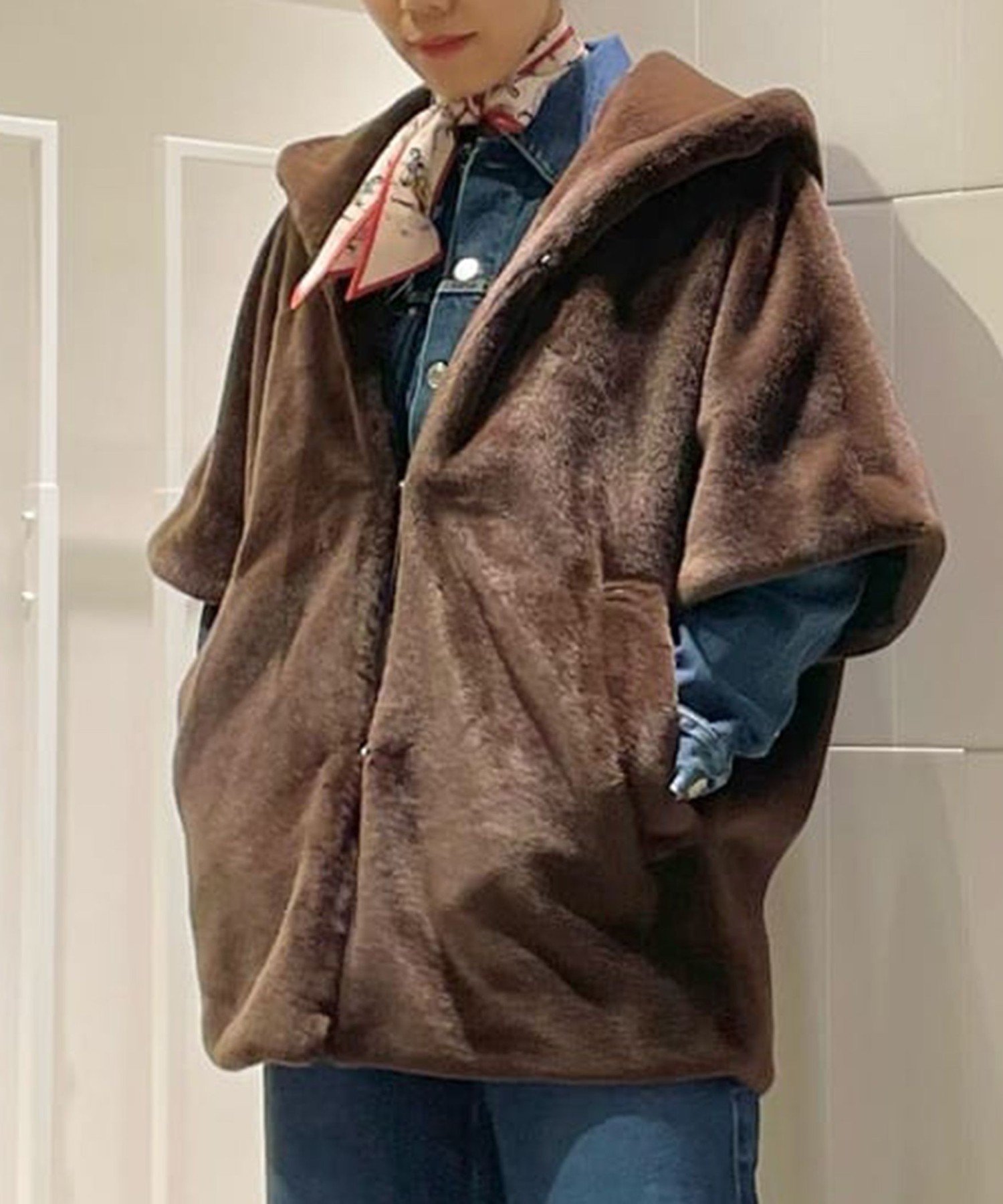 TOMORROWLAND ベスト ジレ スムースファー フーディーポンチョ