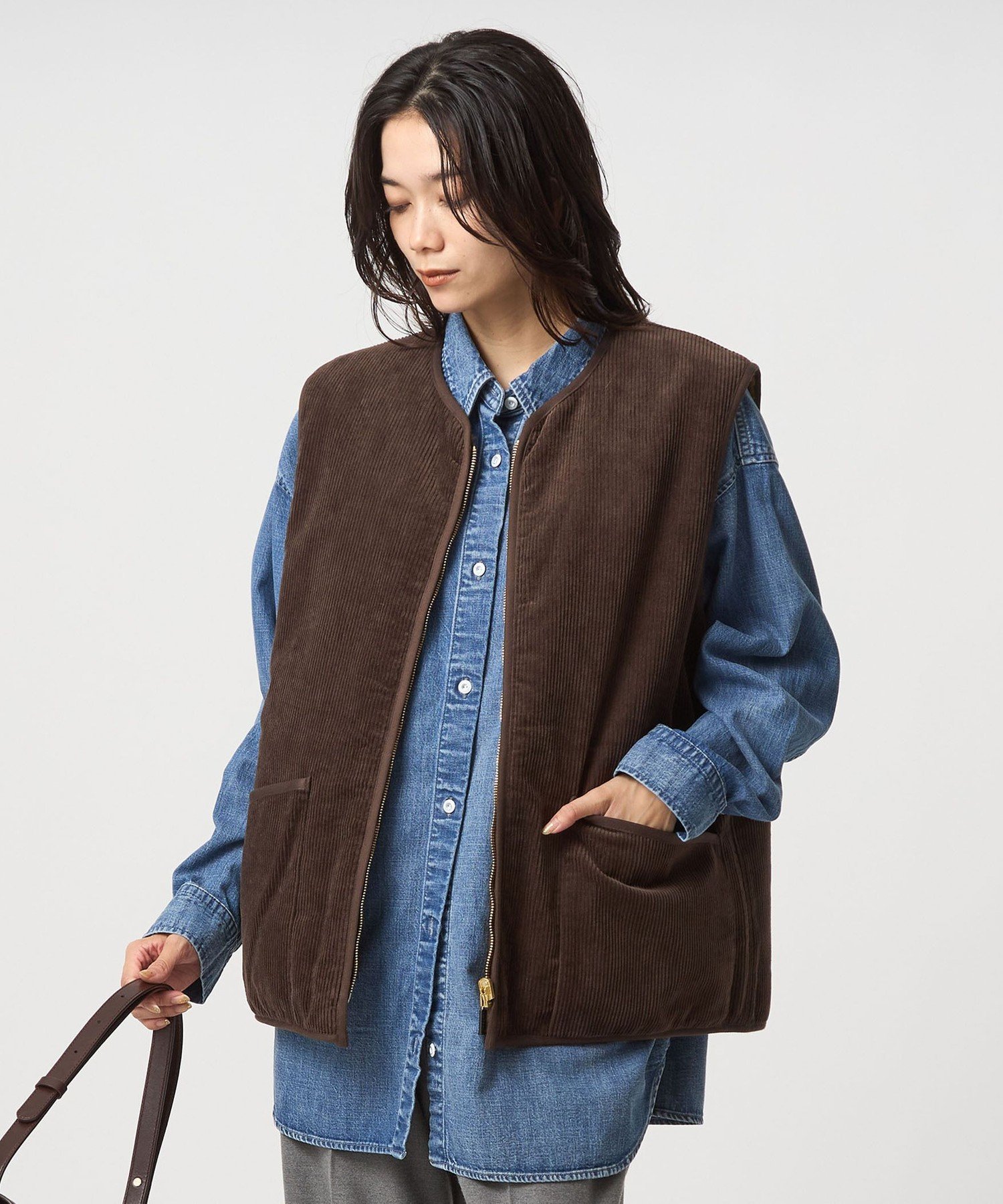 リバーシブルフェイクファーコーデュロイ ベスト 40 ブラウン UNITED ARROWS green label relaxing｜【別注】<Barbour>リバーシブル