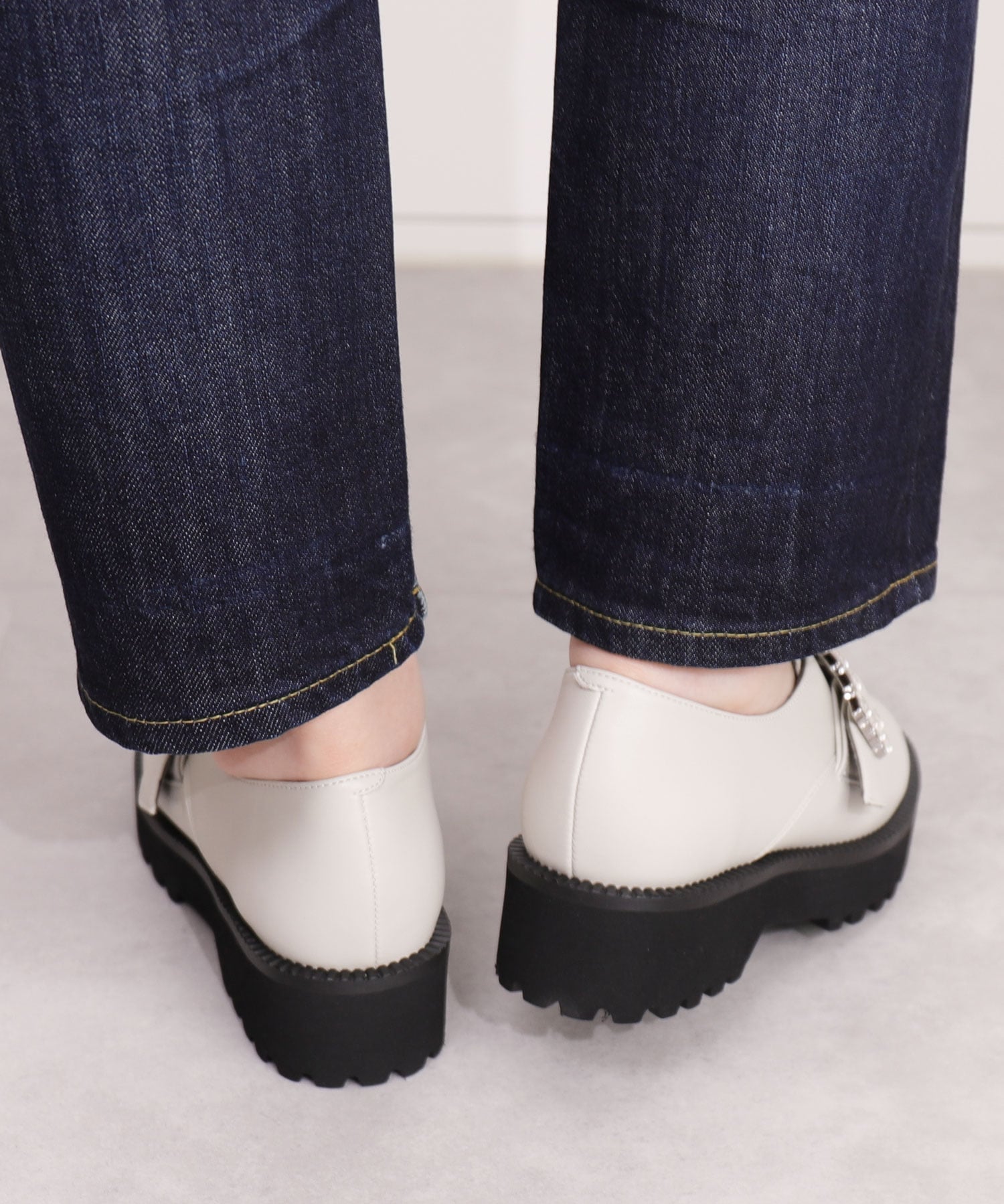 DIANA シュリンクエナメル ローファー ビジュー 22.0 DIANA シュリンク