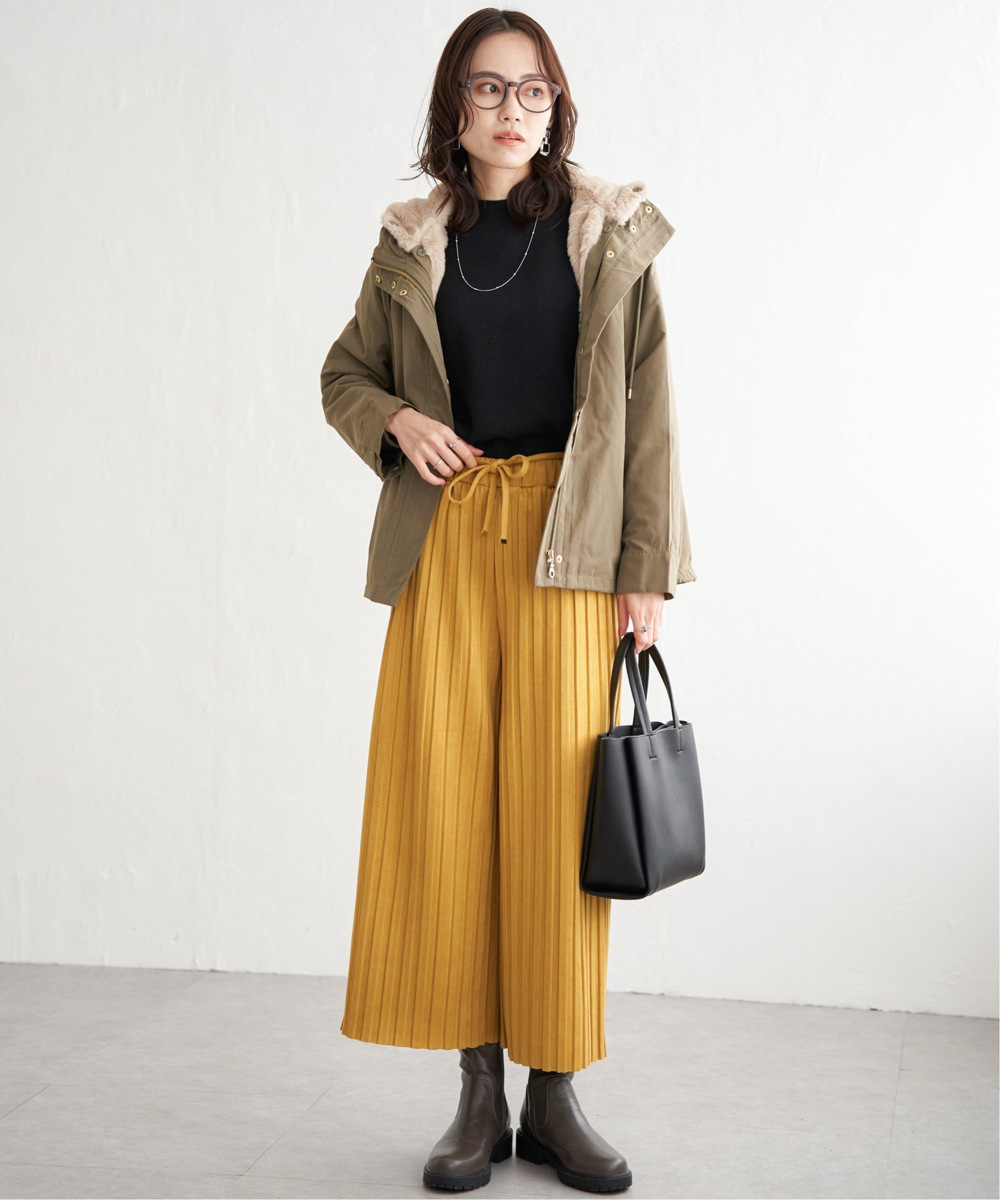 ikka｜スエード調プリーツワイドパンツ | Rakuten Fashion(楽天