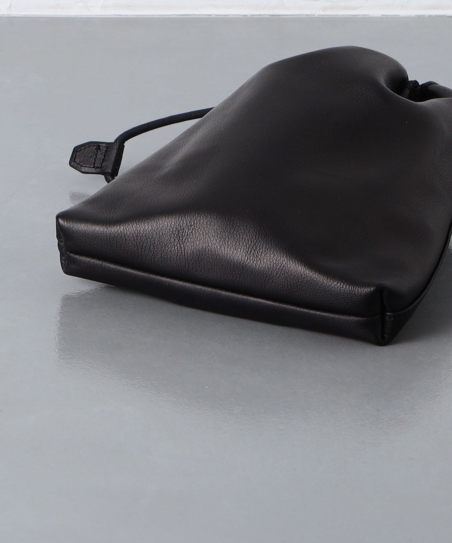 UNITED ARROWS｜UNFINISHED LEATHER/巾着バッグ | Rakuten Fashion