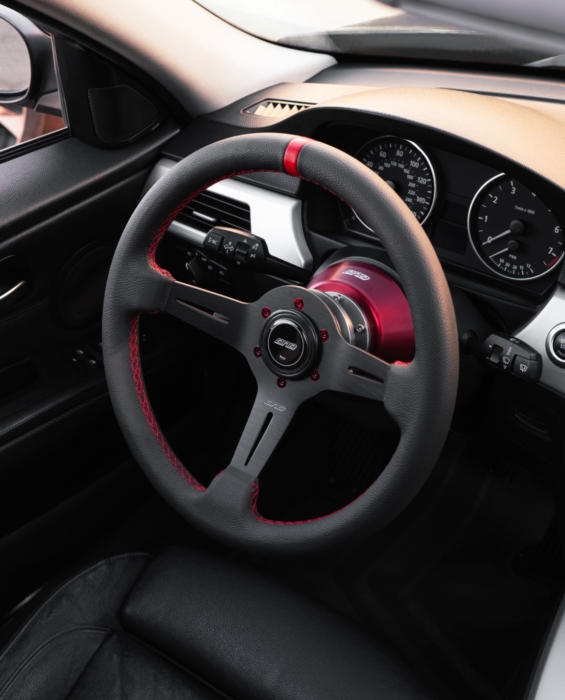 楽天市場】DND Performance Interior Race レザー レッドステッチ セミ